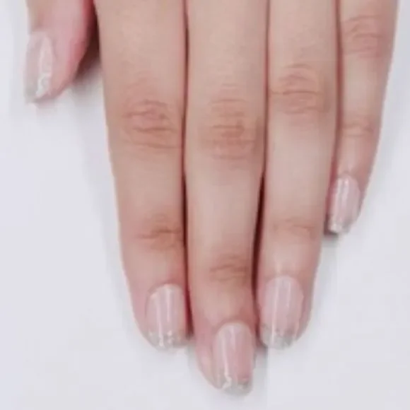 Color Street | We’re Meant to Oui - sparkling silver glitter tips, French Mani - Picture 7 of 9